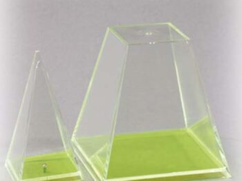 4-seitige Pyramide mit abnehmbarer Spitze