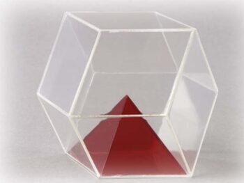 Rhombendodekaeder mit Innenpyramide