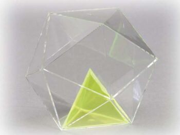 Isokaeder mit Innenpyramide