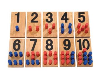 Zahlenstecktafel aus Holz