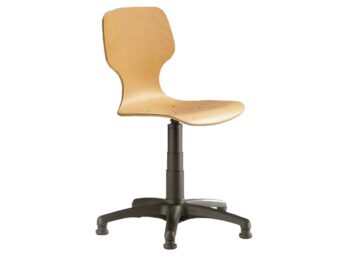 Stuhl mit Drehspindel