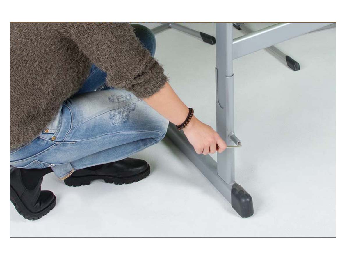 Stahlrohr-Hoehenverstellung